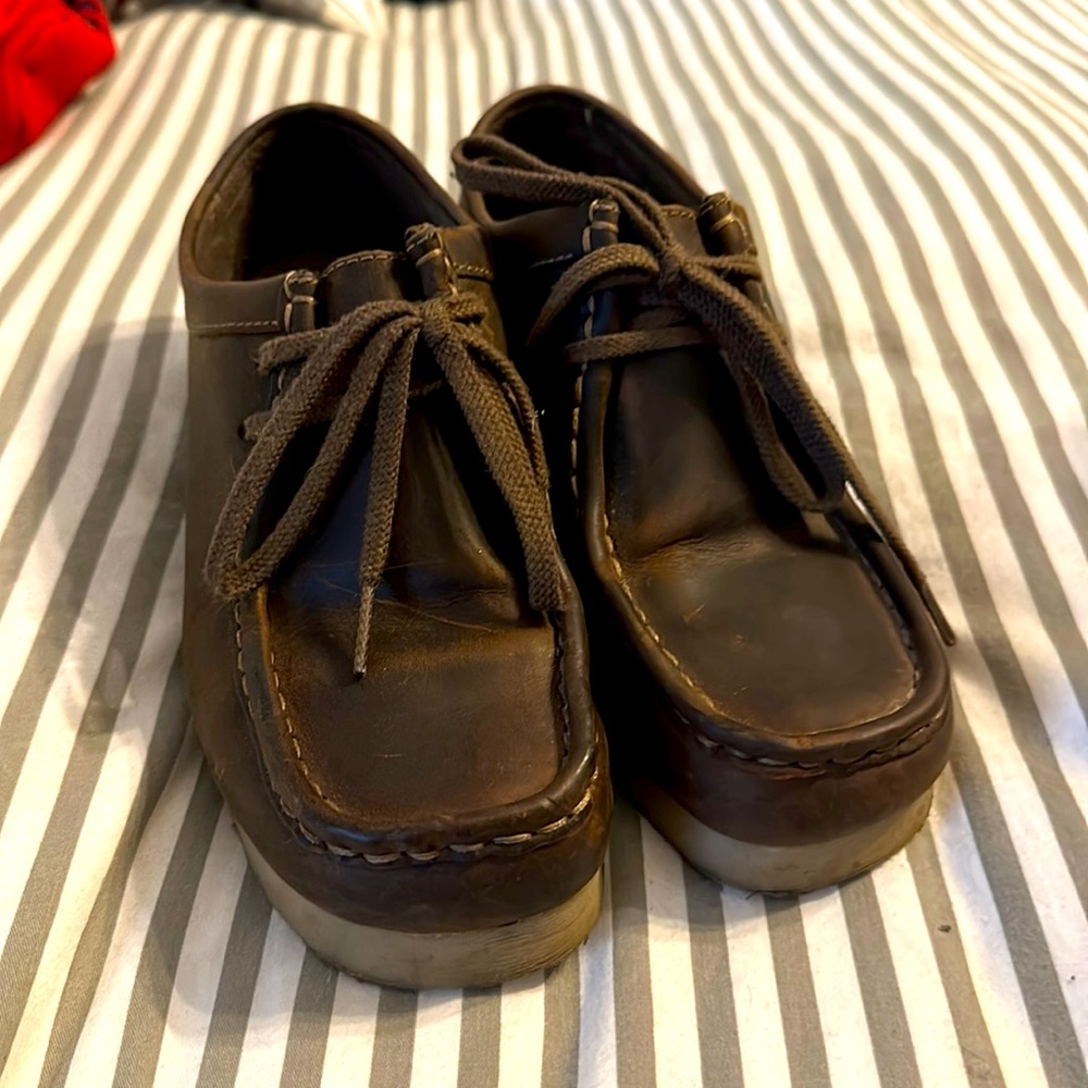 Clarks wallabees